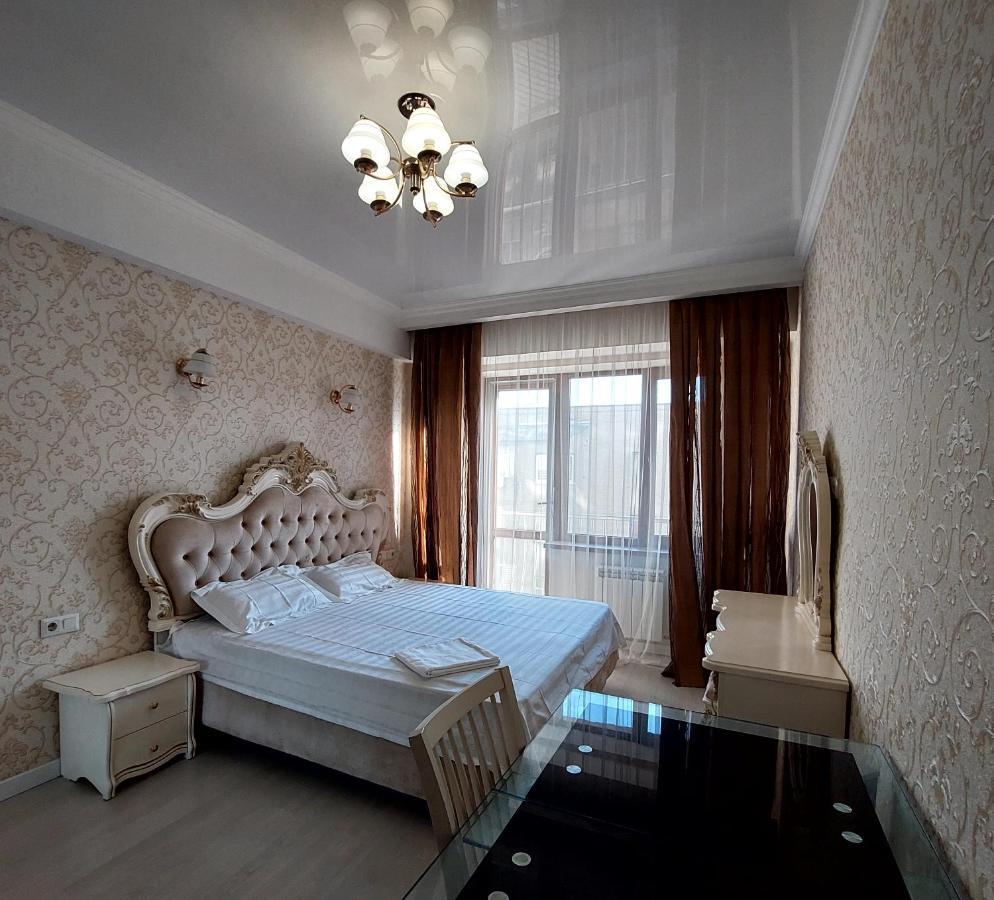 Elite Apartment In Street Mederova 50 Bishkek Exterior photo